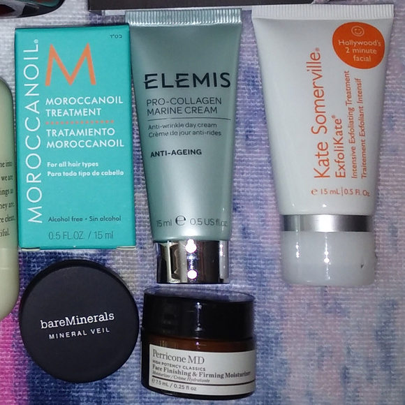 $225 BEAUTY WITH BENEFITS 2019 QVC 13 ITEMS + BAG! - Picture 5 of 7